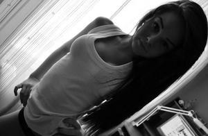 Lourdes from Arizona is looking for adult webcam chat