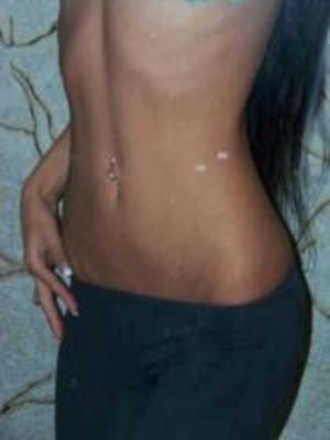 Meet local singles like Makena from Illinois who want to fuck tonight