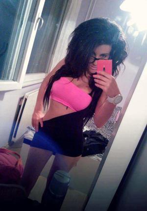Escorts like Stefanie are down to fuck you now!