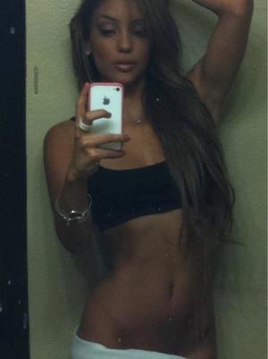 Looking for girls down to fuck? Beth from Alaska is your girl
