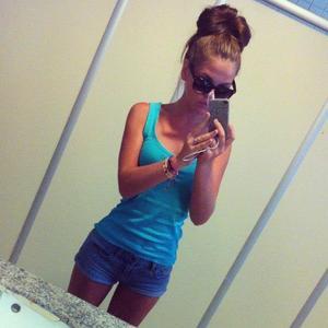 Looking for girls down to fuck? Belinda from Florida is your girl