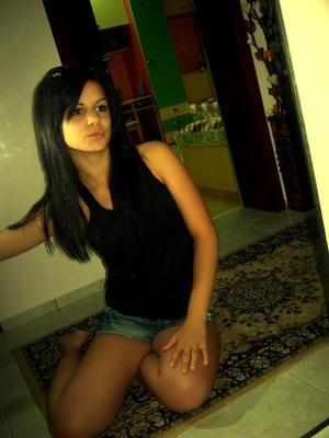Zariyah is a cheater looking for a guy like you!