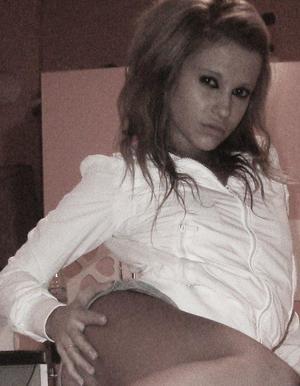 Meet local singles like Jewel from Michigan who want to fuck tonight