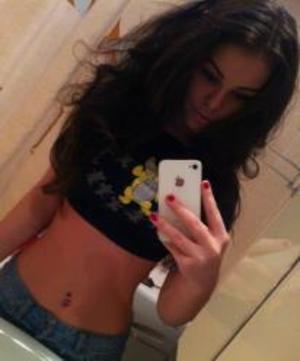 Alida from  is interested in nsa sex with a nice, young man