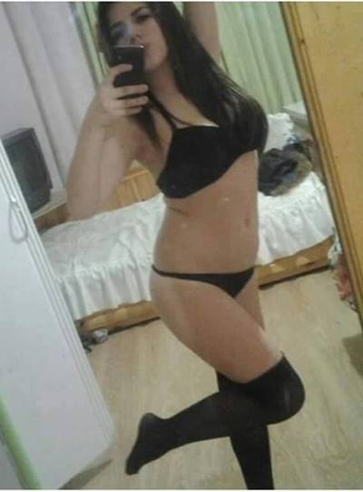 Looking for local cheaters? Take Alicia from Washington home with you