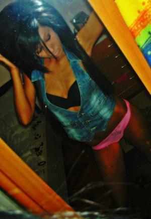 Kirsten is a cheater looking for a guy like you!