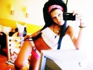 Looking for girls down to fuck? Katie from Missouri is your girl